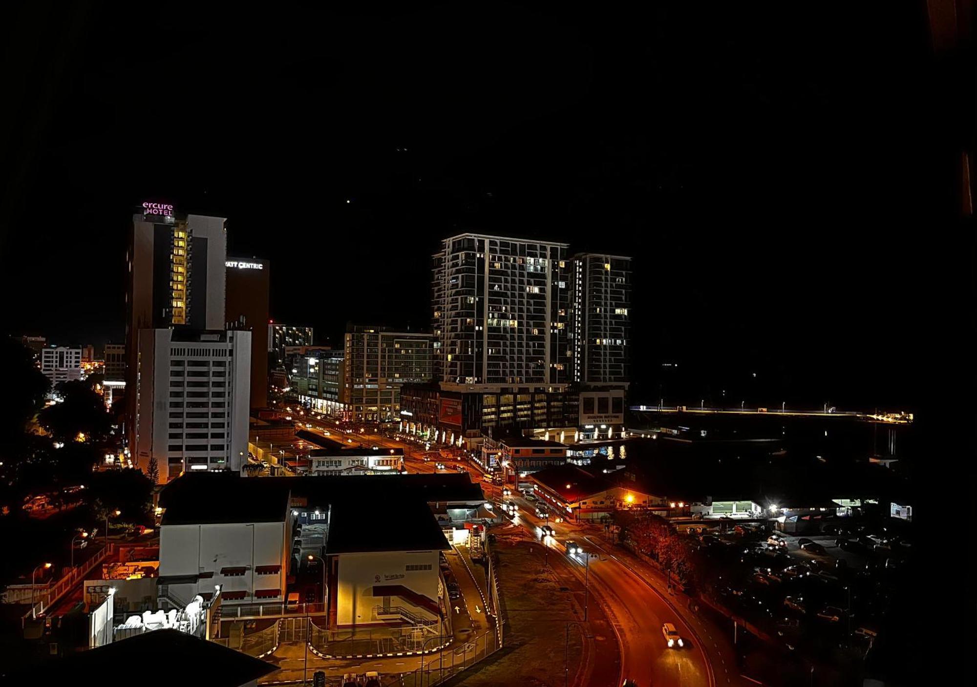 Jesselton Quay Cityview @Neostay Kota Kinabalu Bagian luar foto